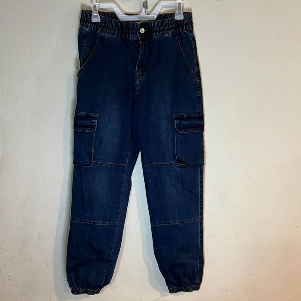 Fashion nova cargo style blue jean pant size 7
